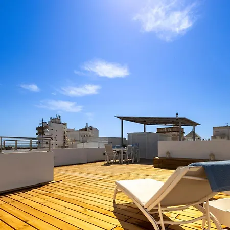 アパート Cadizz - Atico Del Buho Surenyo - Terraza 100m2 Privada